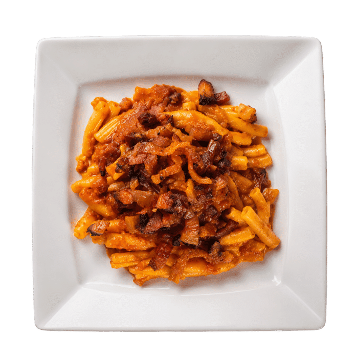 Pasta all'amatriciana, rigatoni au guanciale et pecorino